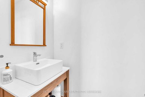 Photo 6 at 18 John Greene Lane, Rouge Woods, Richmond Hill