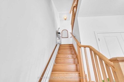 Photo 12 at 18 John Greene Lane, Rouge Woods, Richmond Hill