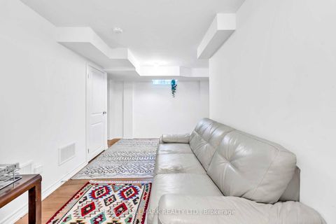 Photo 37 at 18 John Greene Lane, Rouge Woods, Richmond Hill