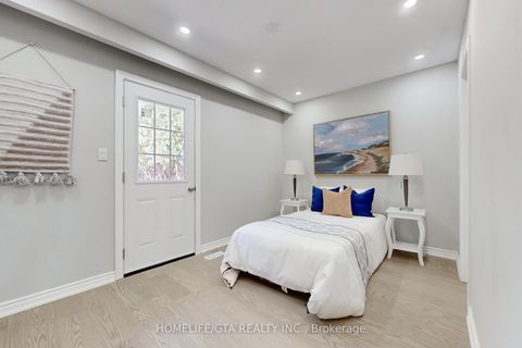 Photo 16 at 16 Woolwick Drive, Woburn, Toronto