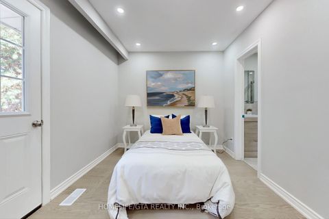 Photo 17 at 16 Woolwick Drive, Woburn, Toronto