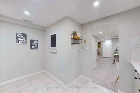 Photo 36 at 16 Woolwick Drive, Woburn, Toronto