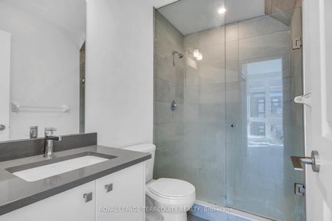 Photo 19 at 17 - 8 Sayers Lane, Oak Ridges, Richmond Hill