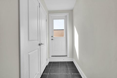 Photo 22 at 17 - 8 Sayers Lane, Oak Ridges, Richmond Hill