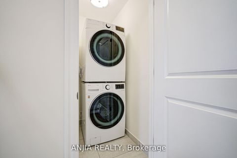 Photo 32 at 7 Bright Terrace Way E, Angus Glen, Markham