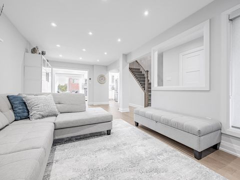 Photo 5 at 106 Bay Hill Drive, Glen Shields, Vaughan