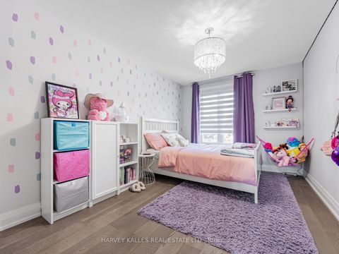Photo 14 at 106 Bay Hill Drive, Glen Shields, Vaughan