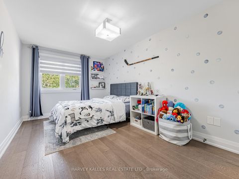 Photo 15 at 106 Bay Hill Drive, Glen Shields, Vaughan
