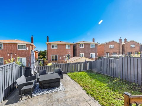 Photo 23 at 106 Bay Hill Drive, Glen Shields, Vaughan