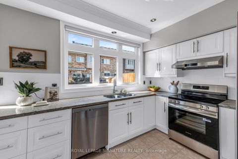 Photo 4 at 7 Chimes Lane, Queensway, Toronto