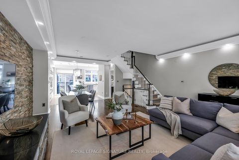 Photo 9 at 7 Chimes Lane, Queensway, Toronto