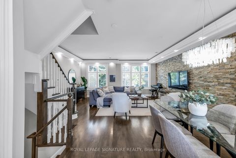 Photo 10 at 7 Chimes Lane, Queensway, Toronto