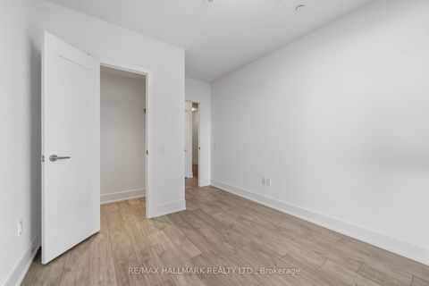 Photo 11 at 1906 - 10 Inn On The Park Drive, Don Mills, Toronto