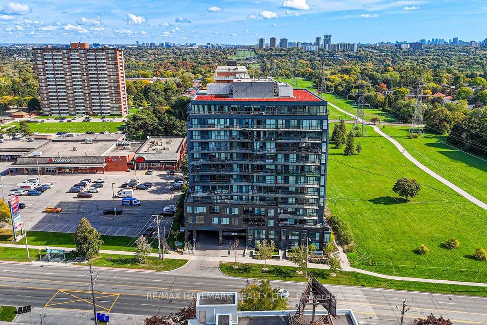 302 - 3237 Bayview Avenue W, Steeles, Toronto 