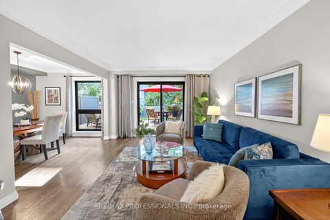 Photo 5 at 1 - 4357 Bloor Street W, Markland Wood, Toronto