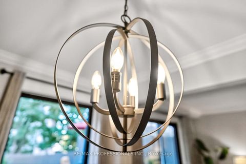 Photo 12 at 1 - 4357 Bloor Street W, Markland Wood, Toronto Photo 12 at 1 - 4357 Bloor Street W, Markland Wood, Toronto