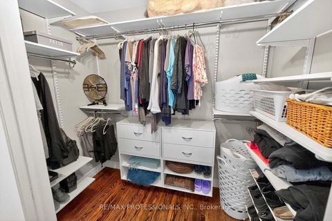 Photo 23 at 1 - 4357 Bloor Street W, Markland Wood, Toronto