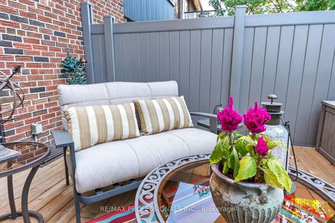 Photo 42 at 1 - 4357 Bloor Street W, Markland Wood, Toronto