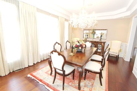 Photo 20 at 123 Carisbrooke Circle, Bayview Southeast, Aurora