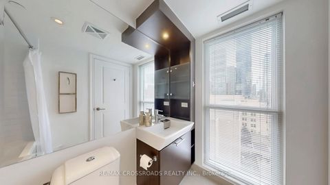 Photo 27 at 1602 - 386 Yonge Street, Bay Street Corridor, Toronto