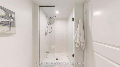 Photo 29 at 1602 - 386 Yonge Street, Bay Street Corridor, Toronto