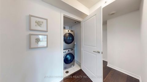 Photo 35 at 1602 - 386 Yonge Street, Bay Street Corridor, Toronto Photo 35 at 1602 - 386 Yonge Street, Bay Street Corridor, Toronto