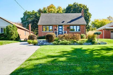 Photo 0 at 35 Glen Muir Drive, Cliffcrest, Toronto