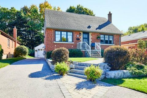 Photo 1 at 35 Glen Muir Drive, Cliffcrest, Toronto