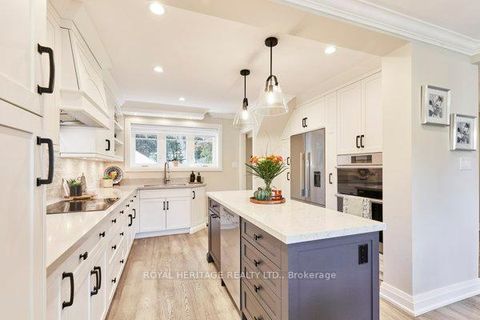 Photo 13 at 35 Glen Muir Drive, Cliffcrest, Toronto