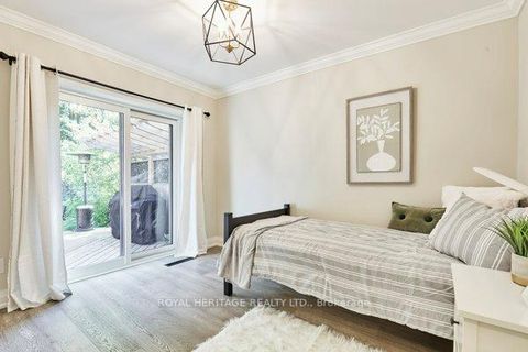 Photo 15 at 35 Glen Muir Drive, Cliffcrest, Toronto