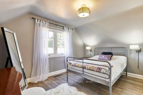 Photo 22 at 35 Glen Muir Drive, Cliffcrest, Toronto