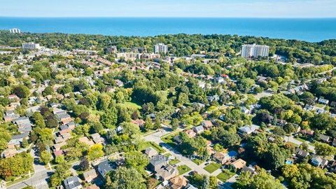 Photo 32 at 35 Glen Muir Drive, Cliffcrest, Toronto