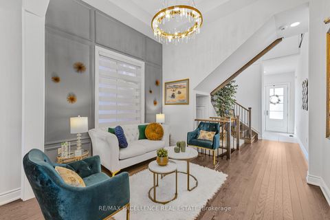 Photo 5 at 1183 Queens Plate Road W, GA Glen Abbey, Oakville