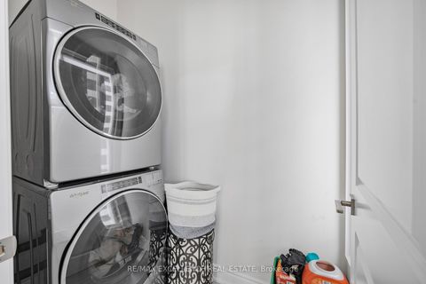 Photo 42 at 1183 Queens Plate Road W, GA Glen Abbey, Oakville