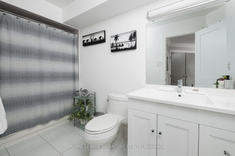 Photo 18 at 1201 - 110 Bloor Street W, Annex, Toronto