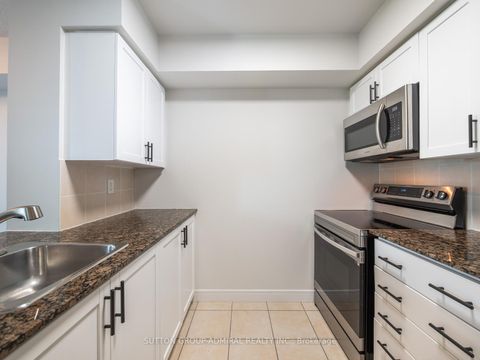 Photo 9 at 1016 - 31 Bales Avenue, Willowdale East, Toronto