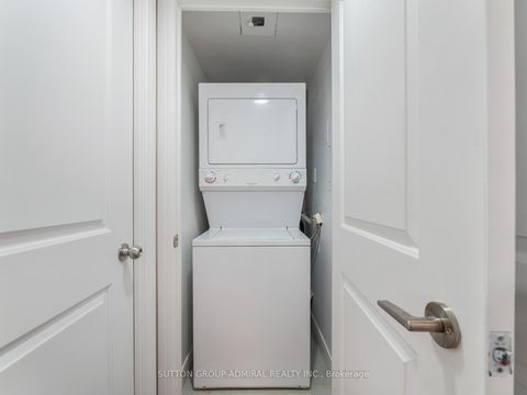 Photo 17 at 1016 - 31 Bales Avenue, Willowdale East, Toronto