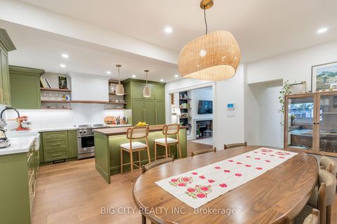 Photo 4 at 28 Humberview Road, Lambton Baby Point, Toronto Photo 4 at 28 Humberview Road, Lambton Baby Point, Toronto