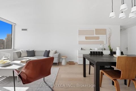 Photo 2 at 1501 - 45 Carlton Street, Yonge Corridor, Toronto Photo 2 at 1501 - 45 Carlton Street, Yonge Corridor, Toronto