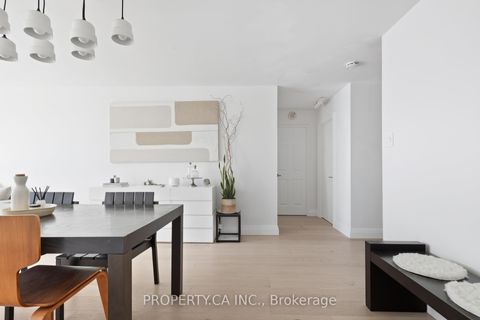 Photo 8 at 1501 - 45 Carlton Street, Yonge Corridor, Toronto Photo 8 at 1501 - 45 Carlton Street, Yonge Corridor, Toronto