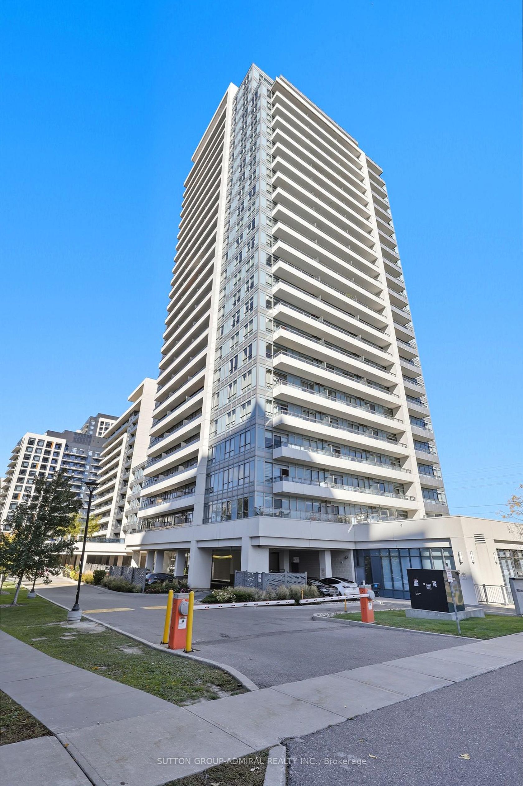1610 - 7890 Bathurst Street, Beverley Glen, Vaughan 