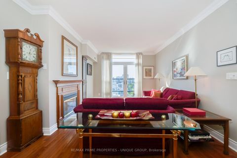 Photo 2 at 1404 - 10 Delisle Avenue, St. Clair, Toronto