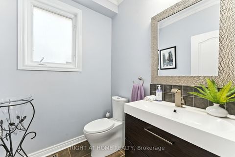 Photo 4 at 2465 Whistling Springs Crescent, WM Westmount, Oakville