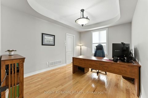 Photo 11 at 2465 Whistling Springs Crescent, WM Westmount, Oakville