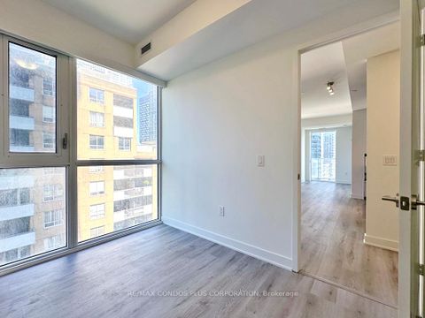 Photo 10 at 907 - 100 Dalhousie Street, Waterfront Communities C8, Toronto