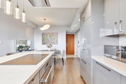 Photo 8 at 703 - 1430 Yonge Street, St. Clair, Toronto