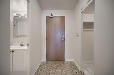 Photo 1 at 1622 - 233 Beecroft Road, Willowdale West, Toronto