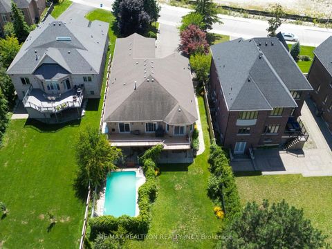 Photo 1 at 36A Puccini Drive, Oak Ridges, Richmond Hill