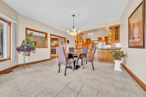 Photo 3 at 36A Puccini Drive, Oak Ridges, Richmond Hill