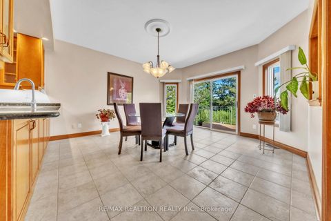 Photo 4 at 36A Puccini Drive, Oak Ridges, Richmond Hill